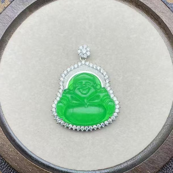 绿色大财神吊坠  A189