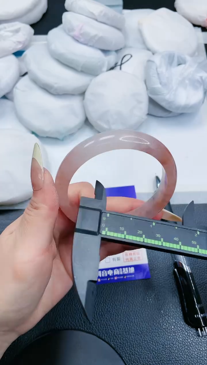 石英质玉未镶嵌手镯30S327-62