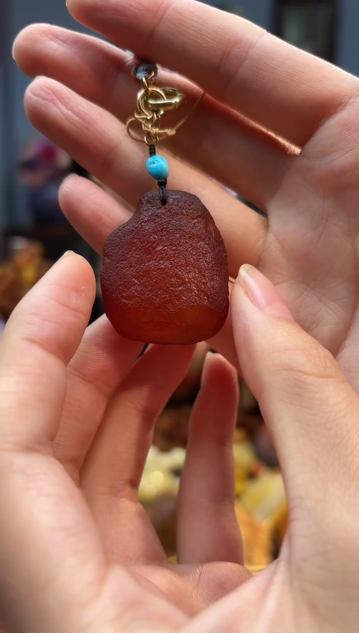 琥珀颈饰未镶嵌包挂