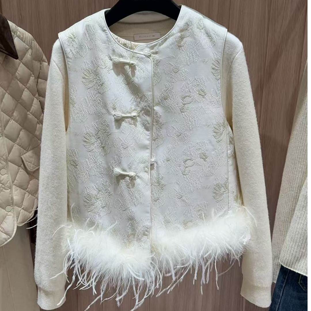 休闲风时尚外套上衣套装绣花复古开衫提花新中式马甲EWE371L00100