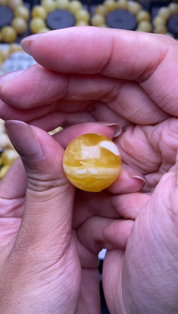 裸石琥珀未镶嵌大小姐珠宝73