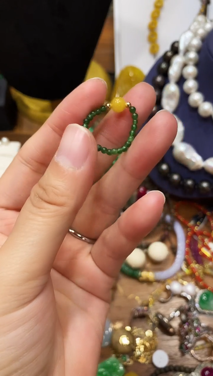 无非金属绿色手圈