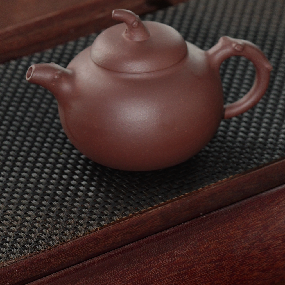原矿手工刘跃风紫砂壶