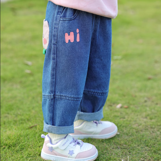儿童牛仔裤童装春秋休闲裤童裤外穿小童中大童女童洋气宝宝韩版宽