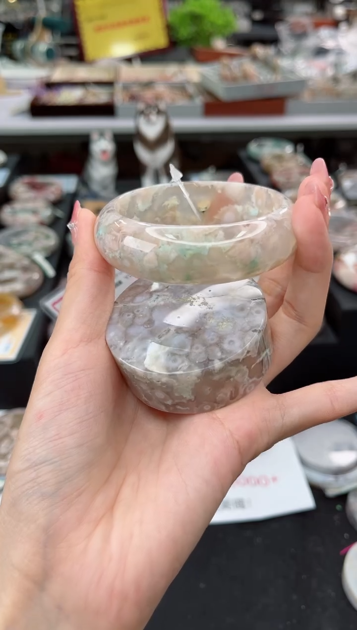 【闪购商品】石英质玉手镯未镶嵌56圈口（赠品镯心）6821039