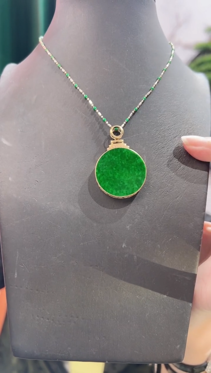 颈饰18K金镶嵌翡翠888888888888