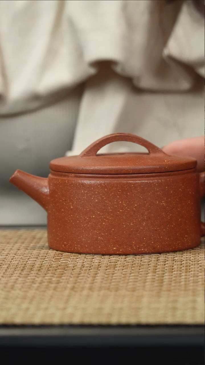 紫砂茶壶红降坡汉瓦瑕疵1/50c