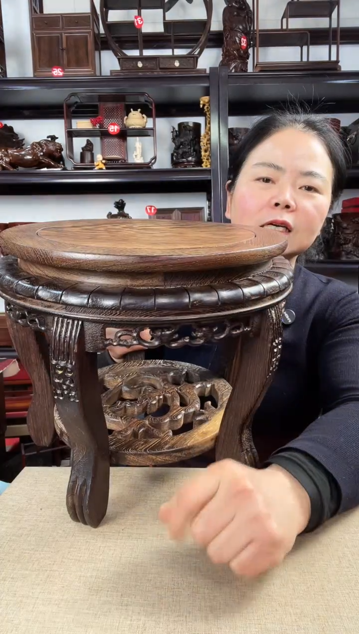 木鸡翅木凳子老李红木工艺品