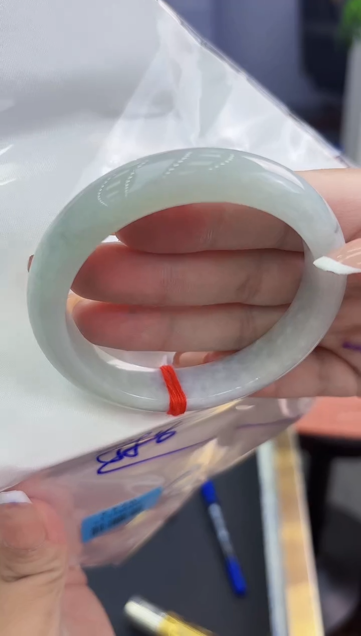 【闪购商品】翡翠手镯未镶嵌翡翠手镯