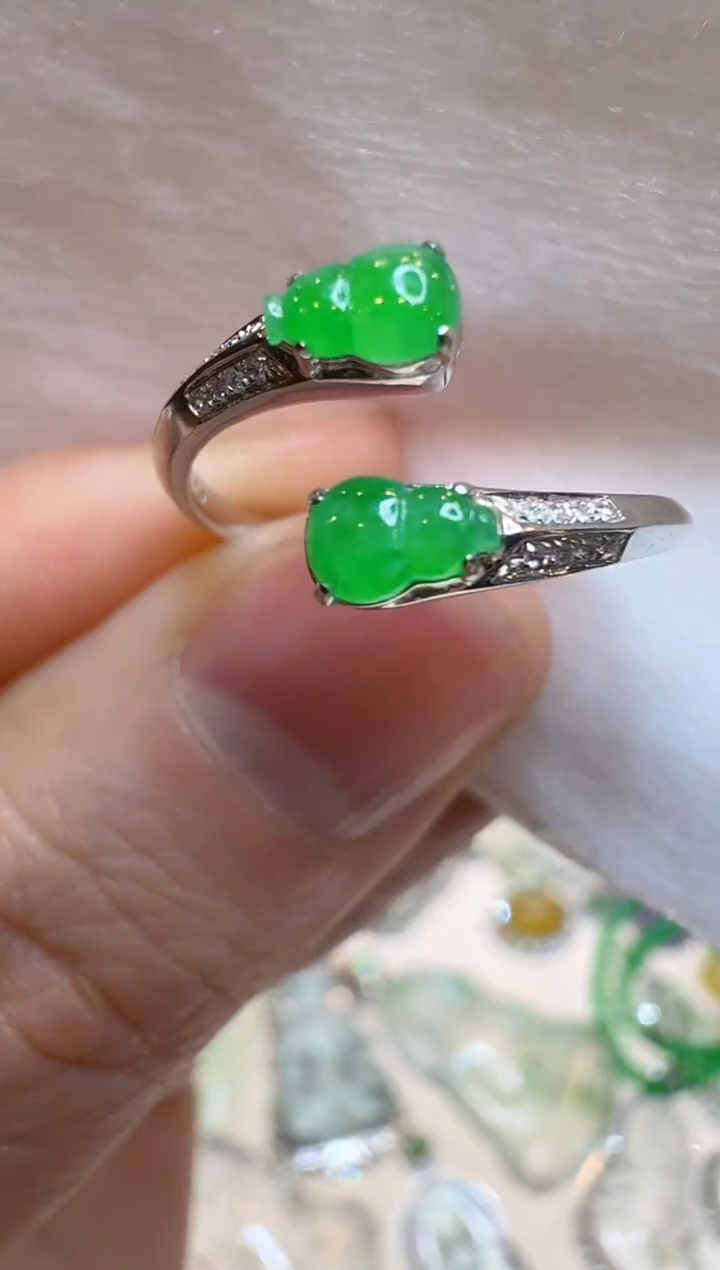 【闪购商品】翡翠戒指18K金镶嵌多样性团购发一件