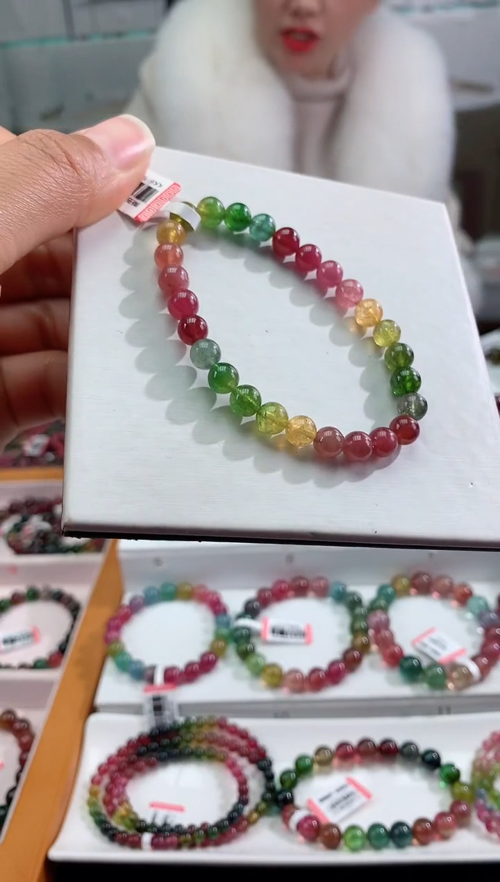 【闪购商品】碧玺手链未镶嵌多样性发一条