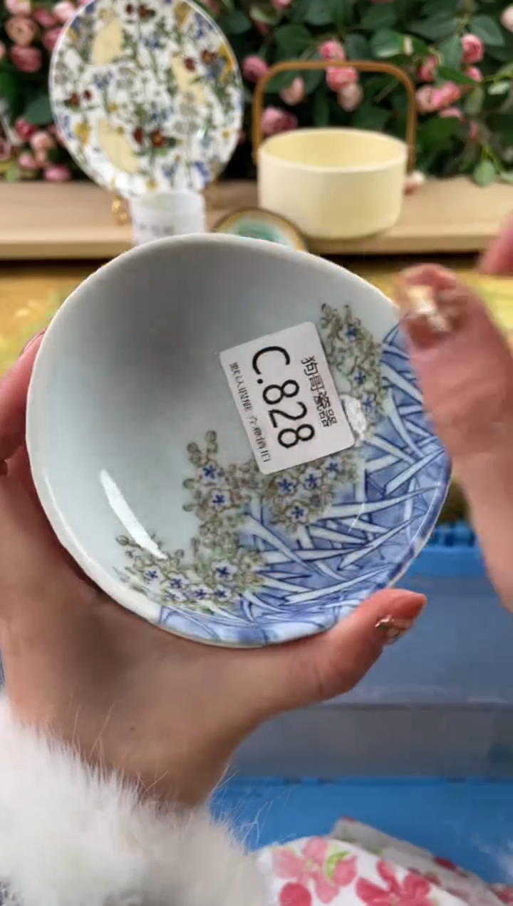 瓷片杨**?828+2狗哥瓷器直播间111