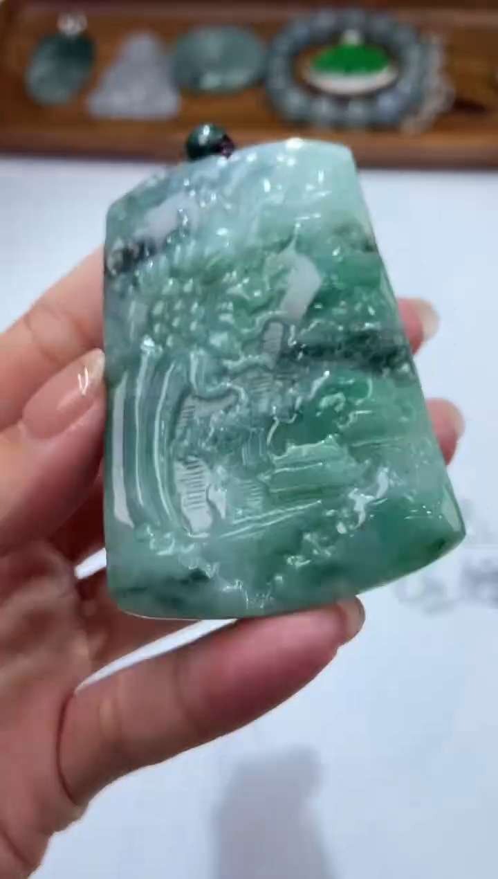 【闪购商品】翡翠未镶嵌挂件280366  