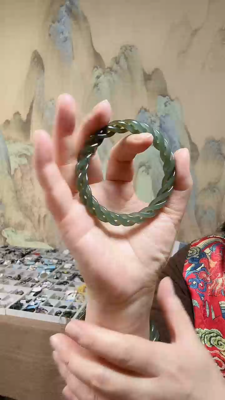 【闪购商品】和田玉手镯未镶嵌.58-61