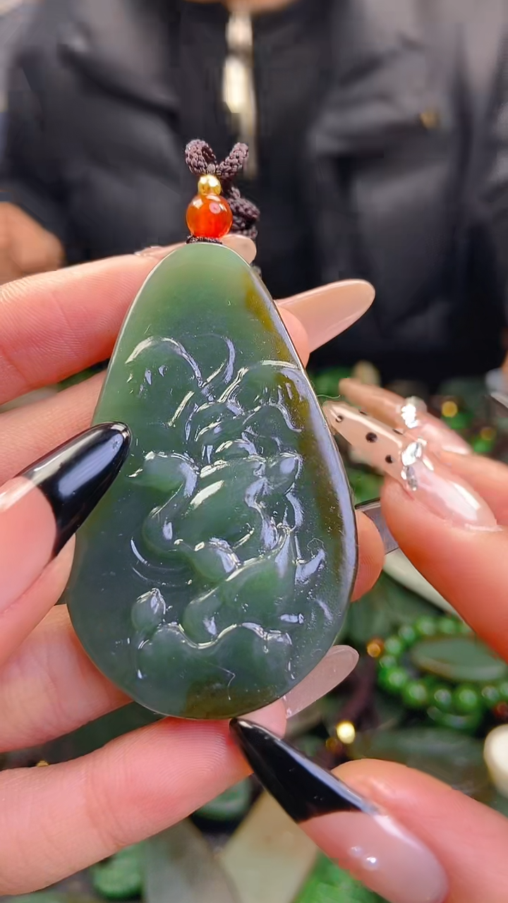 颈饰未镶嵌和田玉1