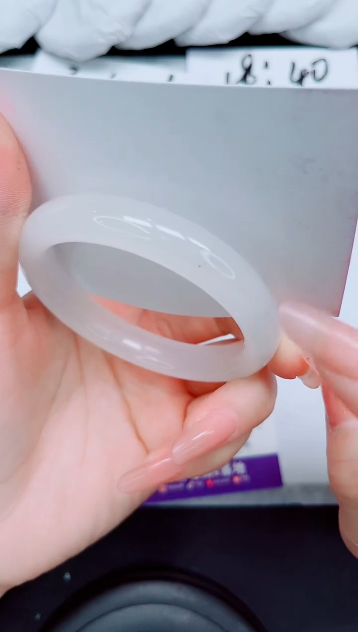 【闪购商品】石英质玉手镯未镶嵌233-57.3