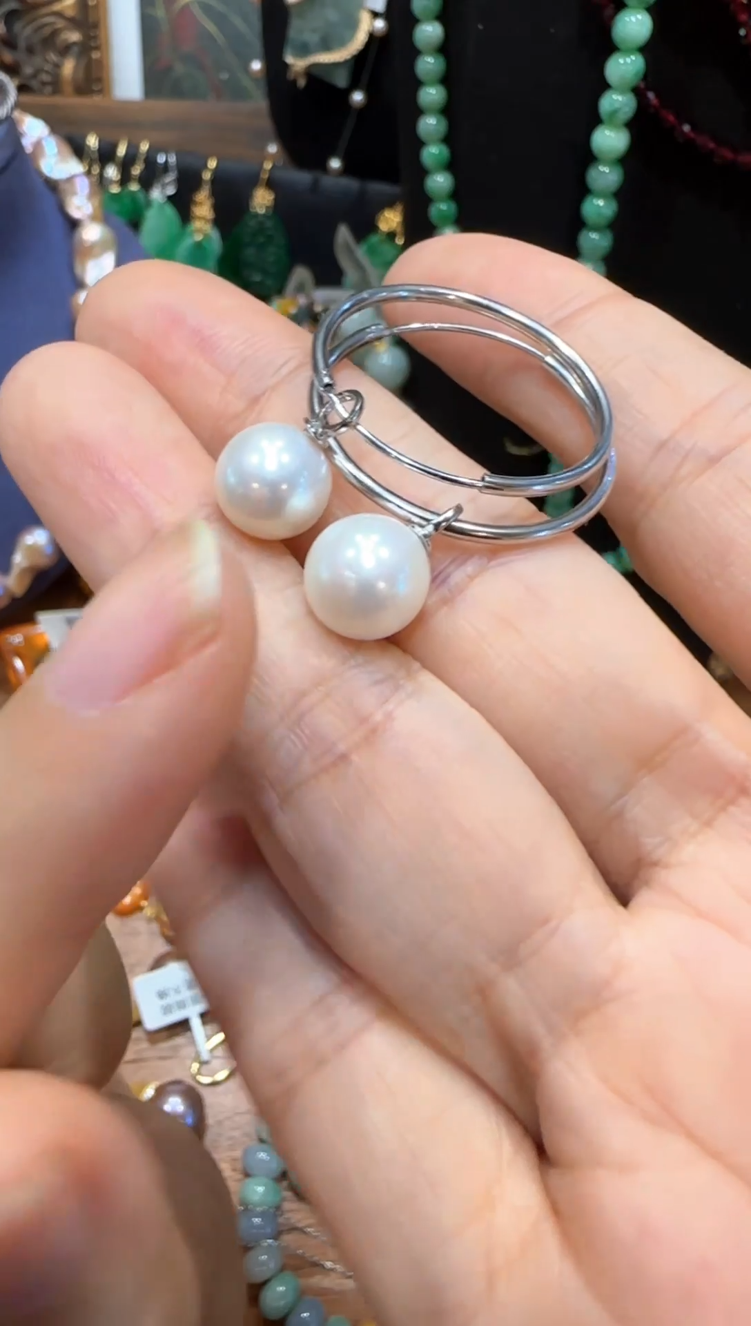 非金属其他（人造材质）琉璃圈圈耳钉