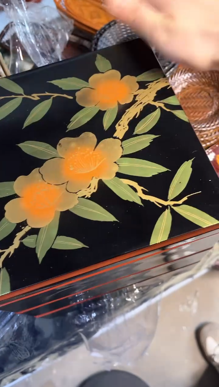 【闪购商品】山茶花三层食盒        