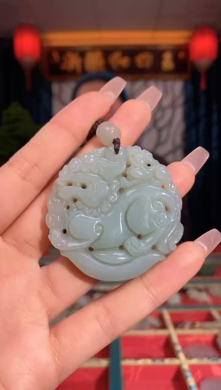 【闪购商品】和田玉颈饰未镶嵌子母貔貅