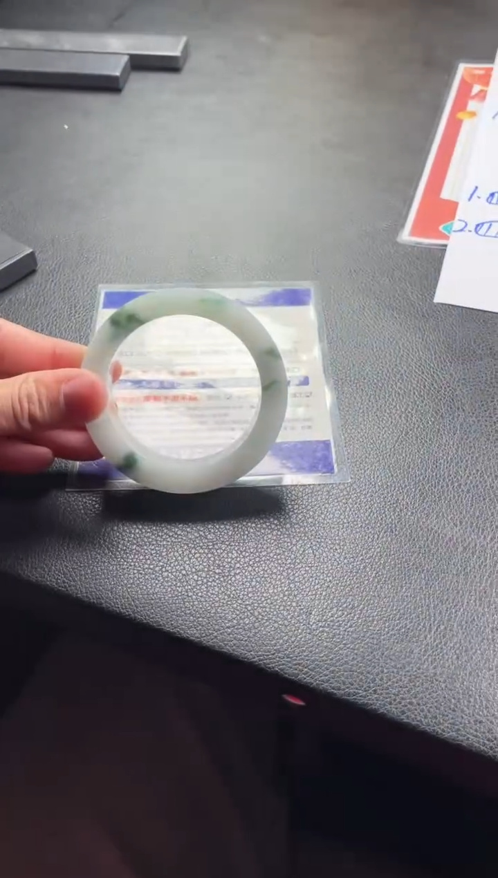 【闪购商品】定制翡翠手镯未镶嵌手镯LCG/DZS