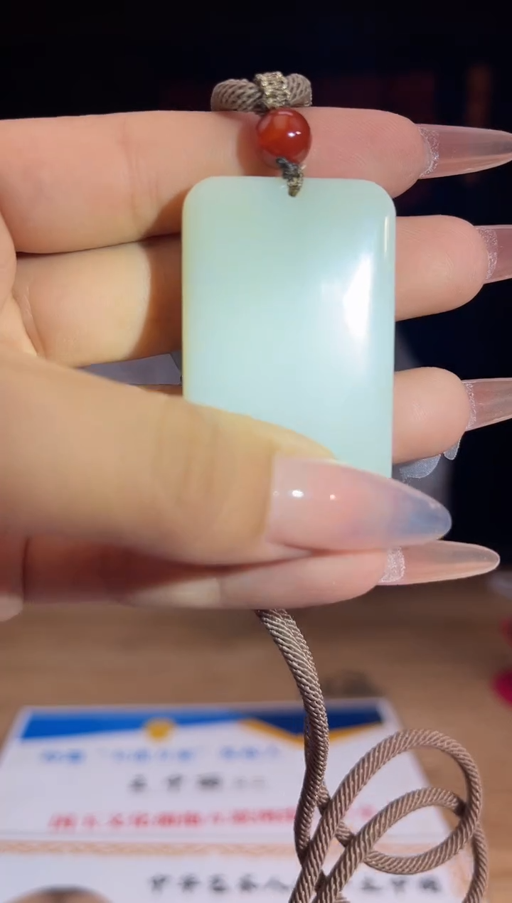 和田玉未镶嵌颈饰A096