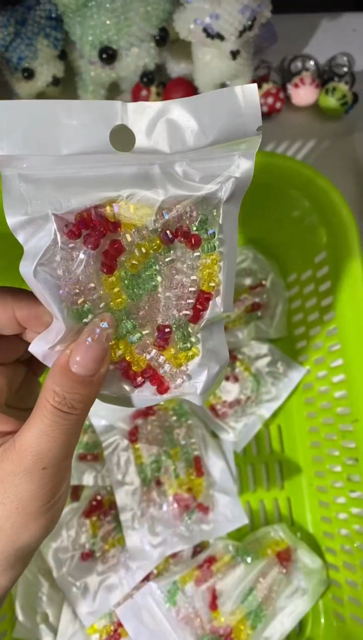 玻璃25160卡6西瓜珠2条