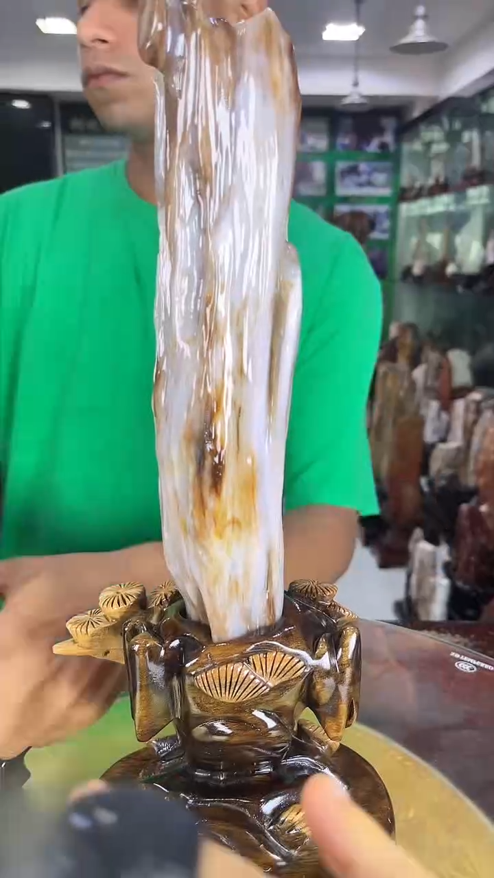 缅甸天然树化玉摆件