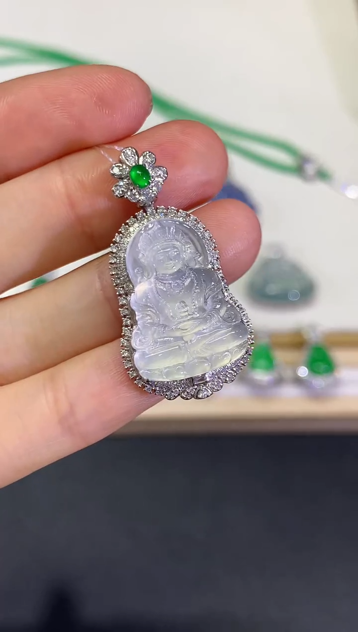 【闪购商品】翡翠颈饰18K金镶嵌团购48