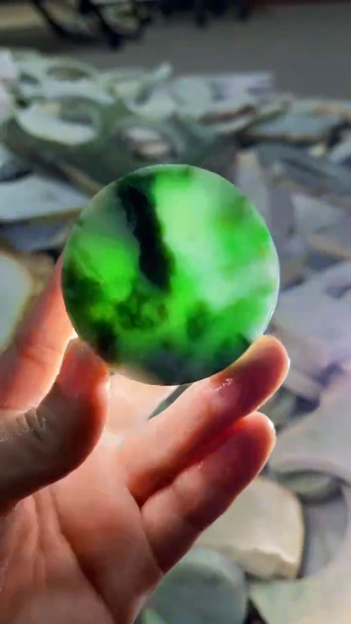 【闪购商品】翡翠挂件未镶嵌A货康壹152