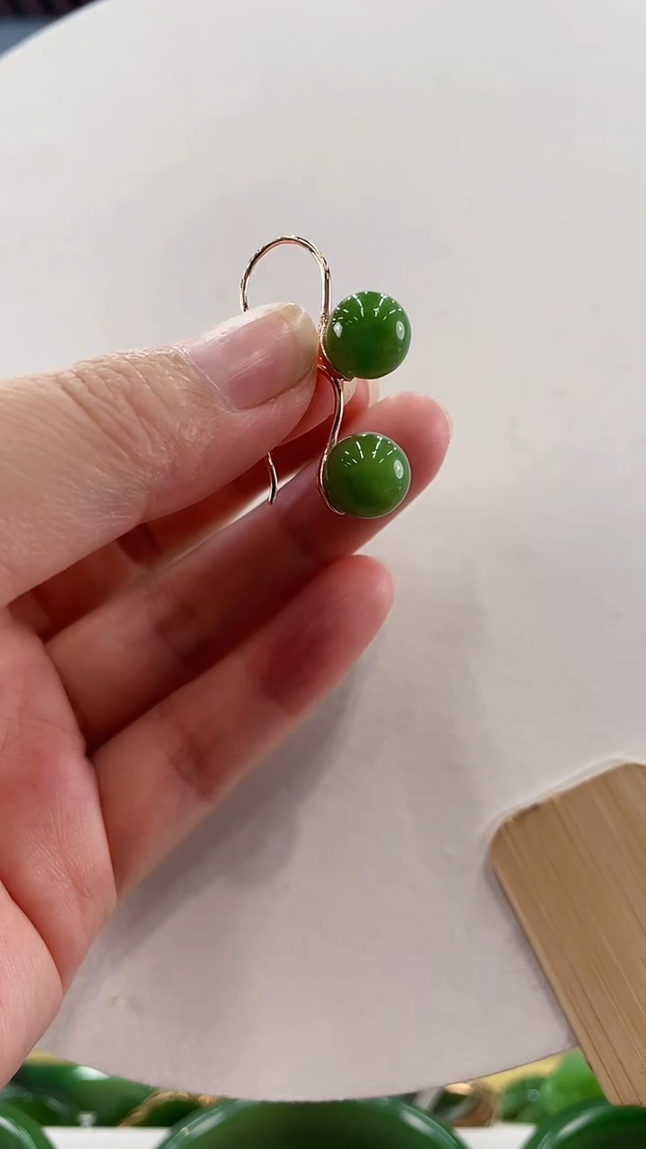 和田玉银S925镶嵌耳饰大高跟鞋耳钩