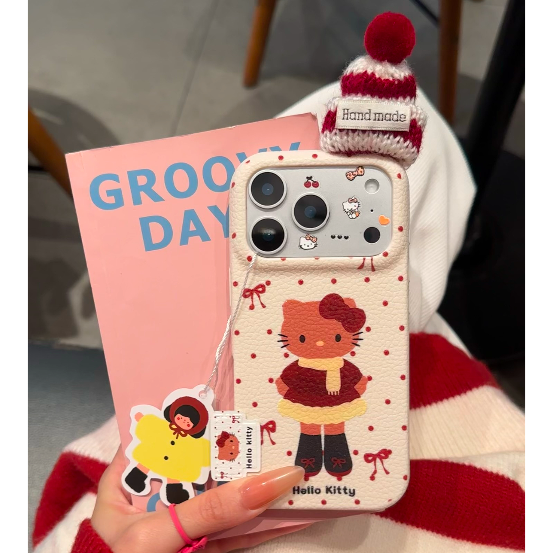 欧克里里冬季新年KT帽子标签适用苹果17手机壳华为vivo小米15oppo