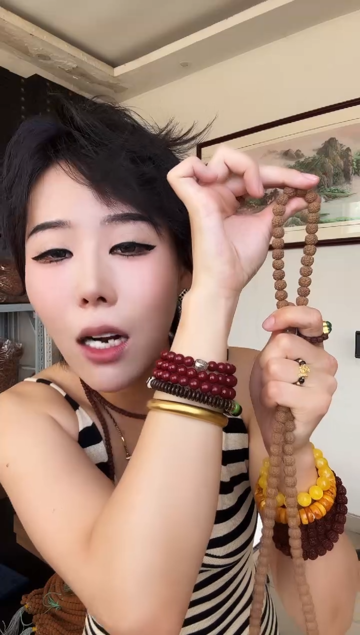 金刚菩提吊坠纯血十龙梅花桩花王小金刚108