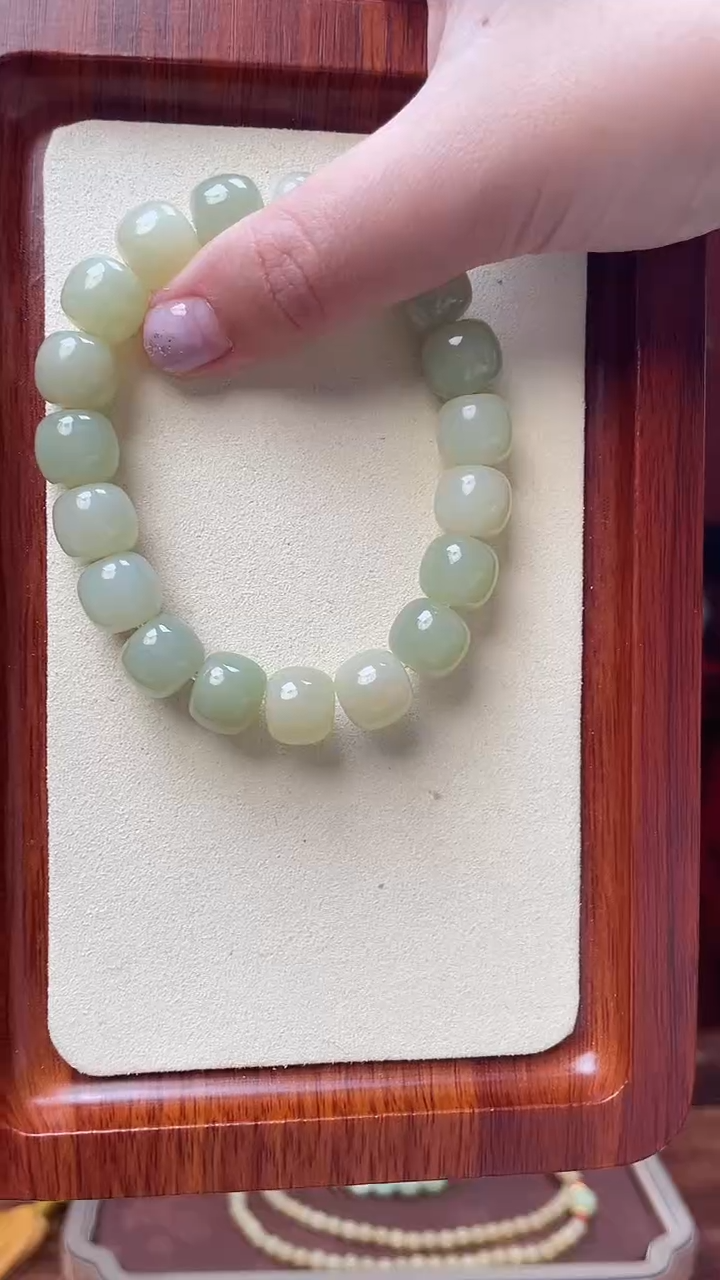 【闪购商品】和田玉手串未镶嵌珠径约11*12mm