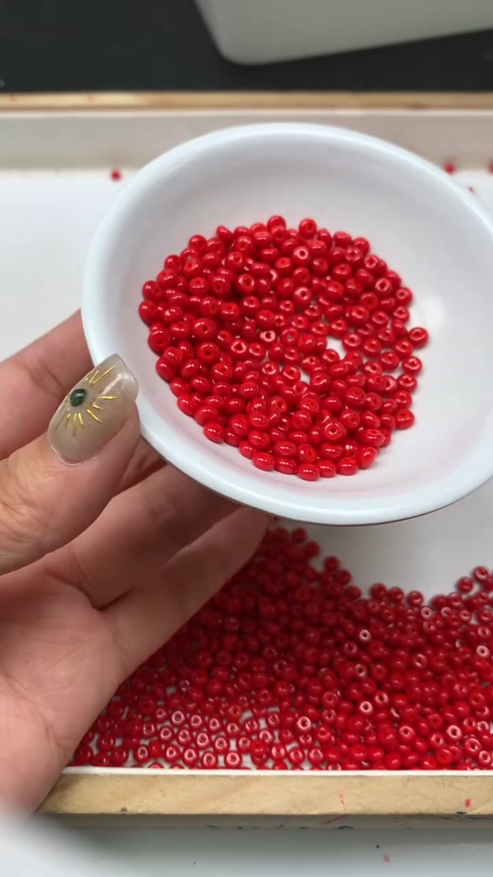 未镶嵌散珠玛瑙/玉髓M952 锦红南红算盘2*4mm100个8元