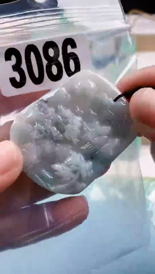 【闪购商品】翡翠挂件未镶嵌天然翡翠吊坠挂件