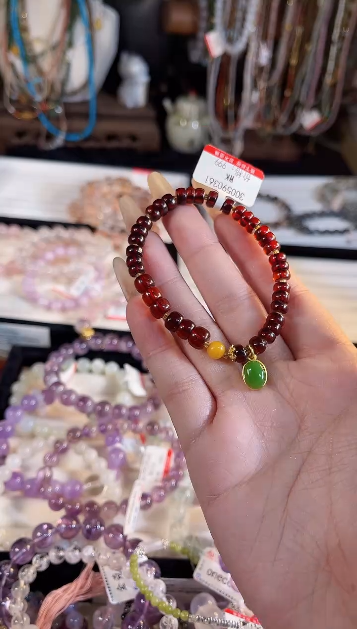 【闪购商品】血珀手链未镶嵌多样性发货其一