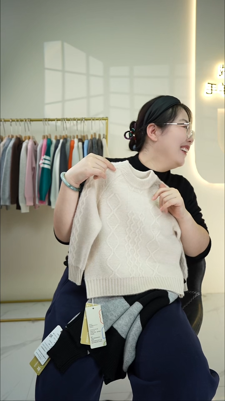 瑕疵  100码 03绞花米色纯羊毛