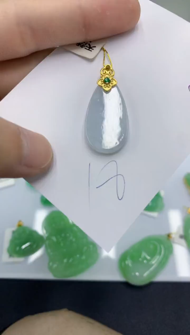 颈饰未镶嵌翡翠翡翠