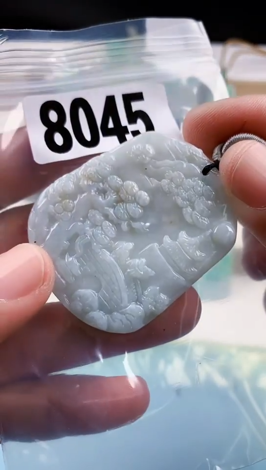【闪购商品】翡翠挂件未镶嵌天然翡翠吊坠挂件