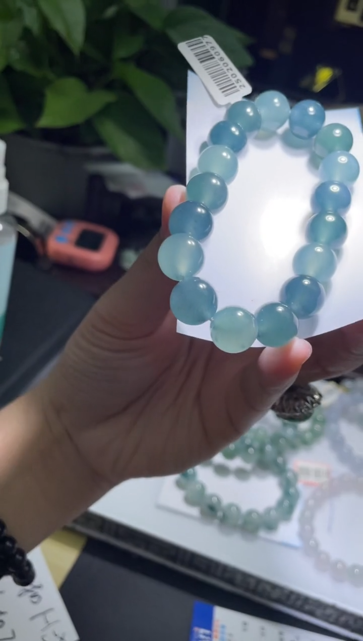 【闪购商品】定制翡翠未镶嵌翡翠