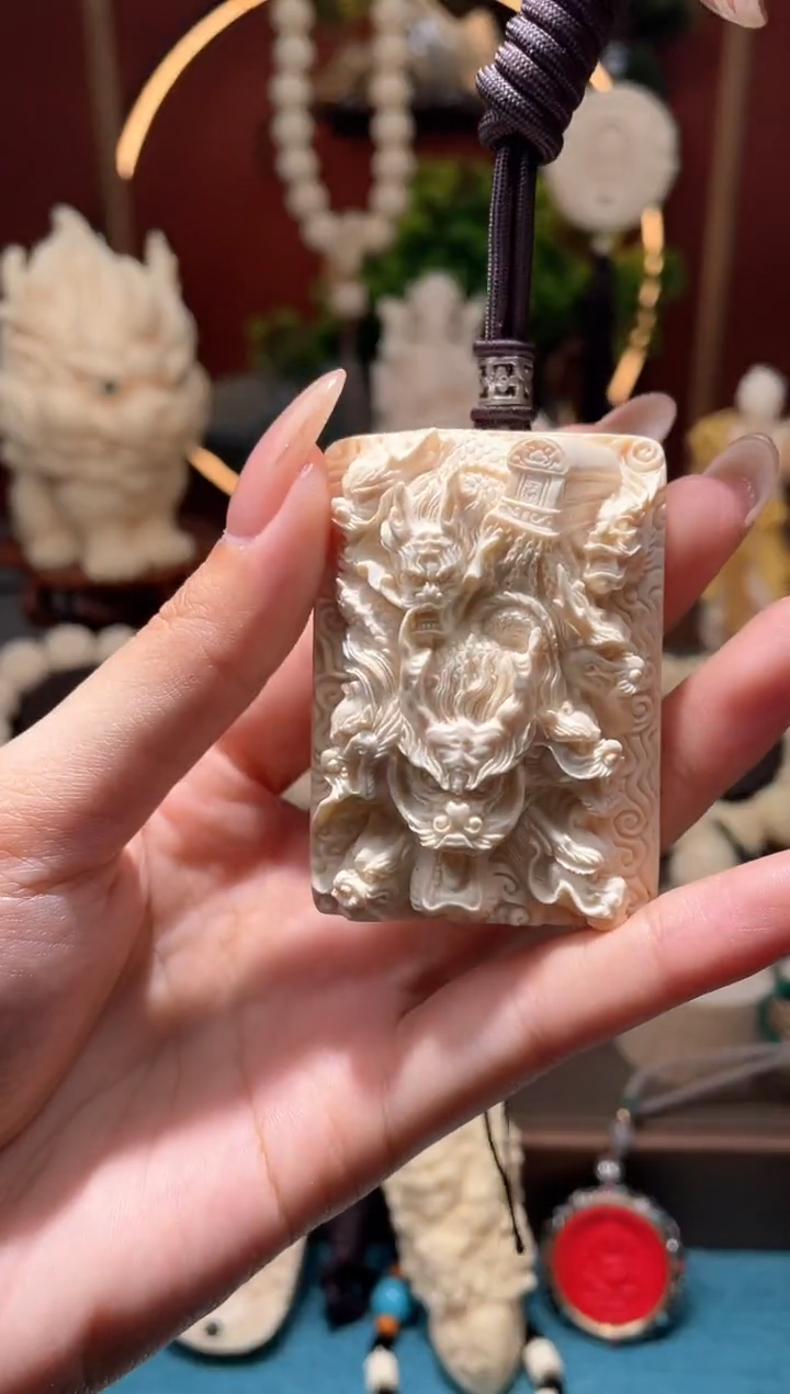 【闪购商品】菩提根/象牙果吊坠【重工版】九龙拉棺