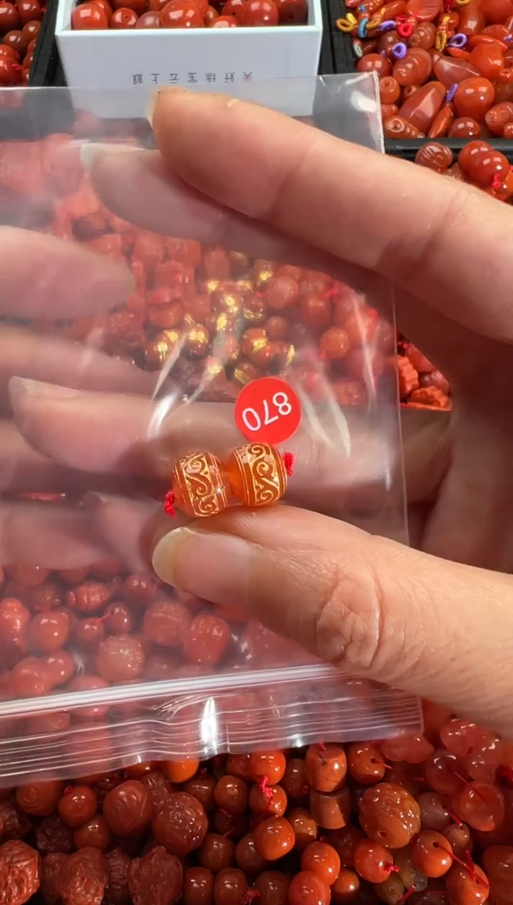 【闪购商品】南红玛瑙颈饰未镶嵌1