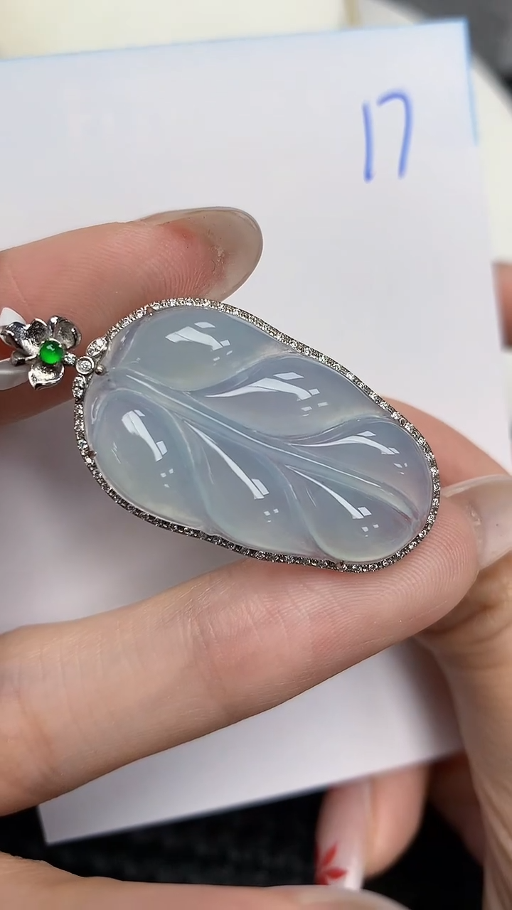 【闪购商品】翡翠颈饰18K金镶嵌天然翡翠A货