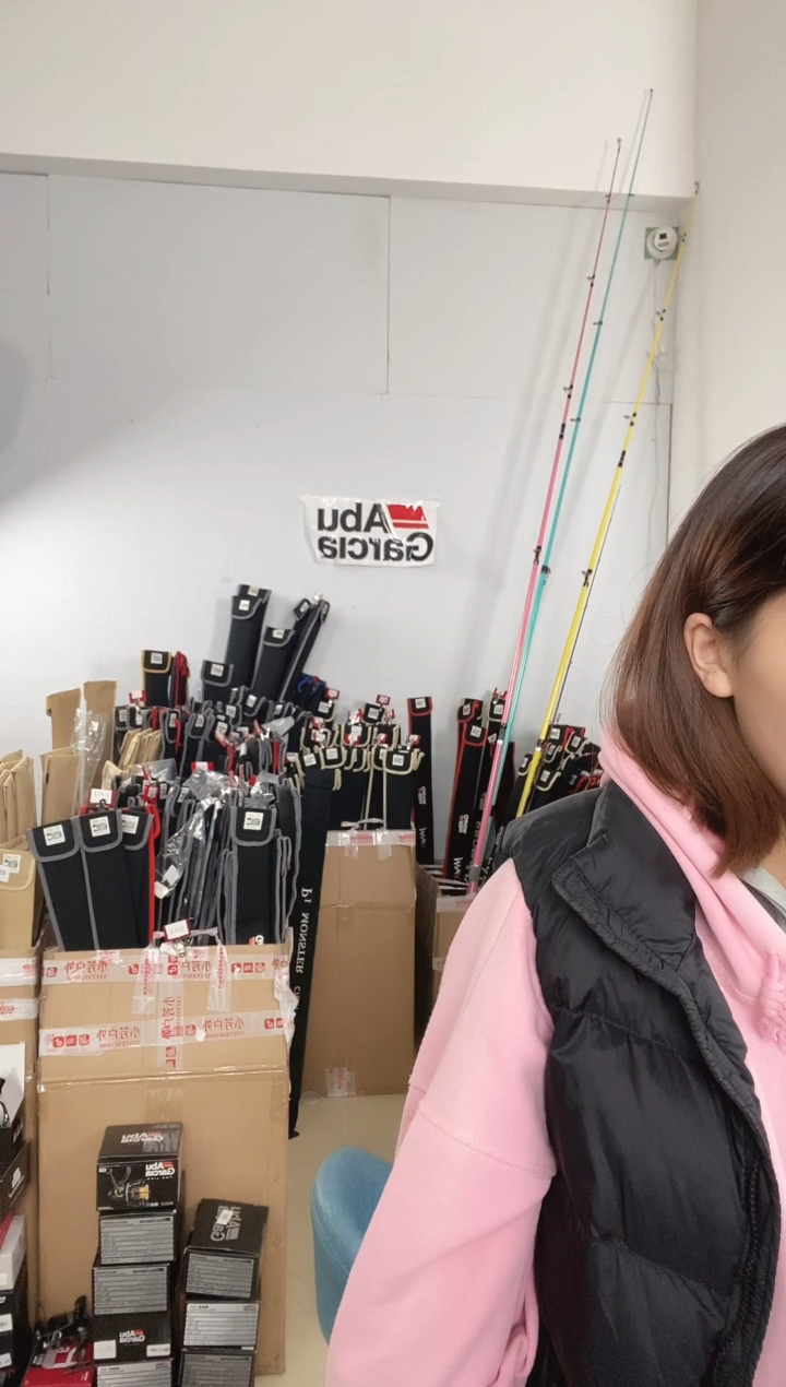 9464二手阿布黑马仕三代1.83UL直柄