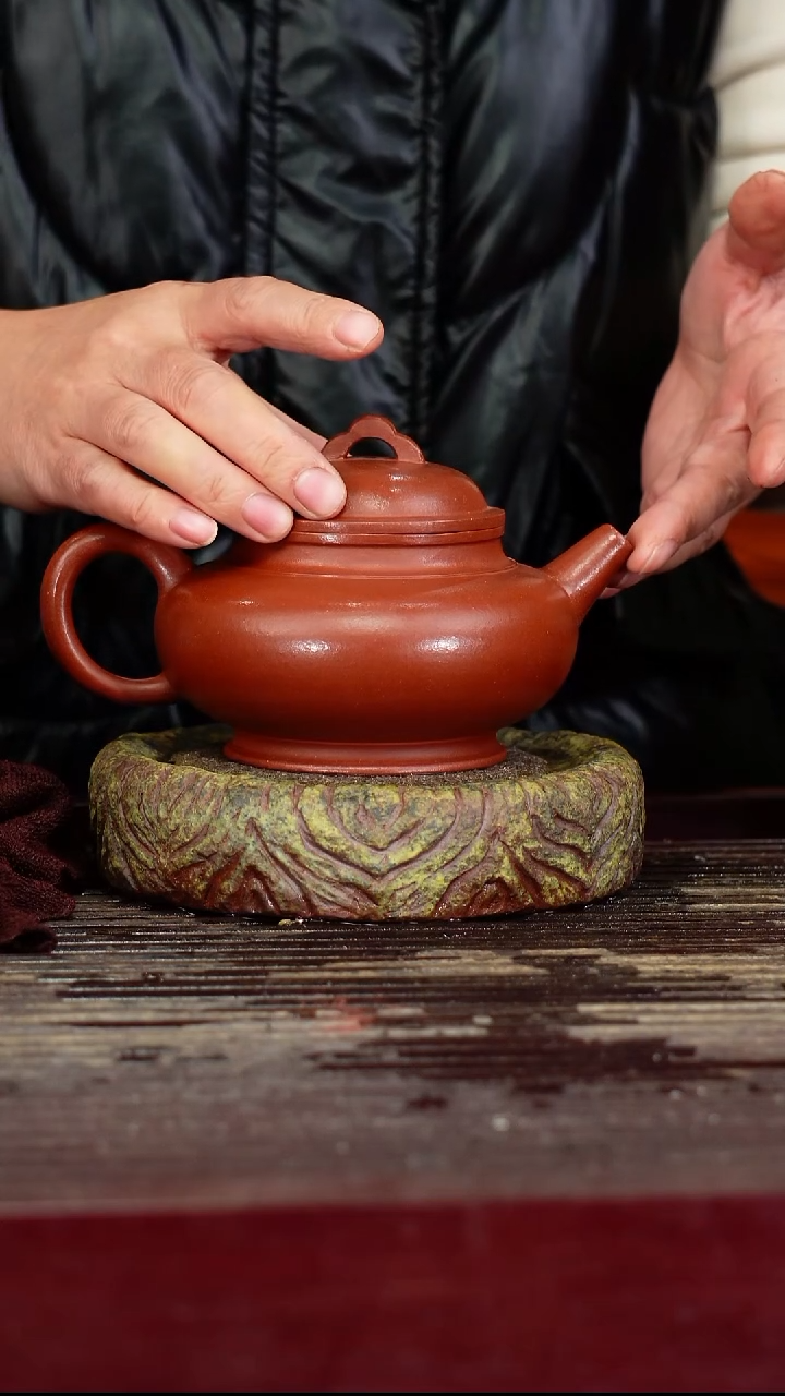 宜兴原矿紫砂壶茶壶宜兴原矿紫砂壶茶壶300C