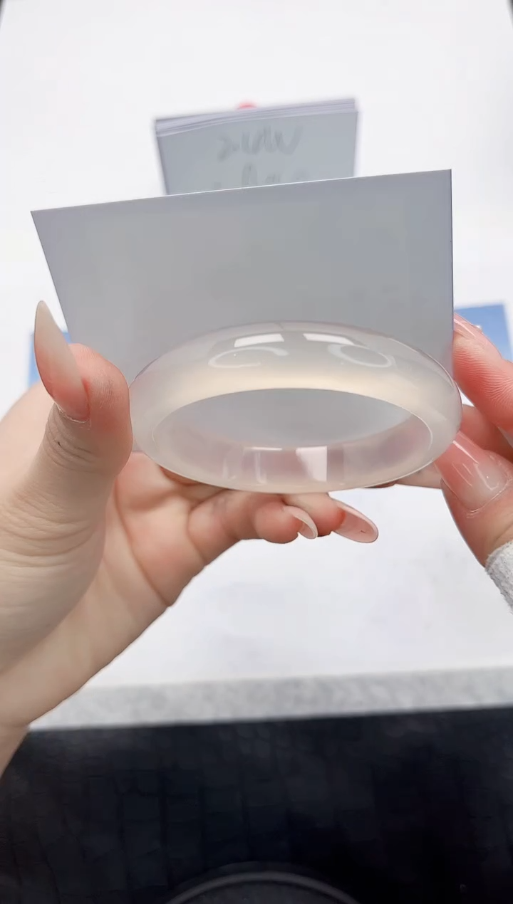 【闪购商品】石英质玉手镯未镶嵌G298-52.2