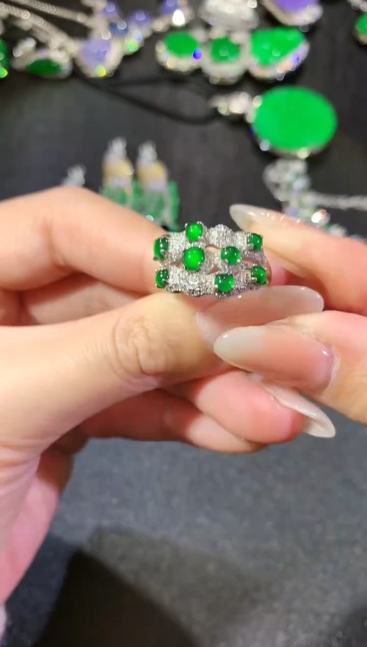 【闪购商品】翡翠戒指银S925镶嵌114耳饰