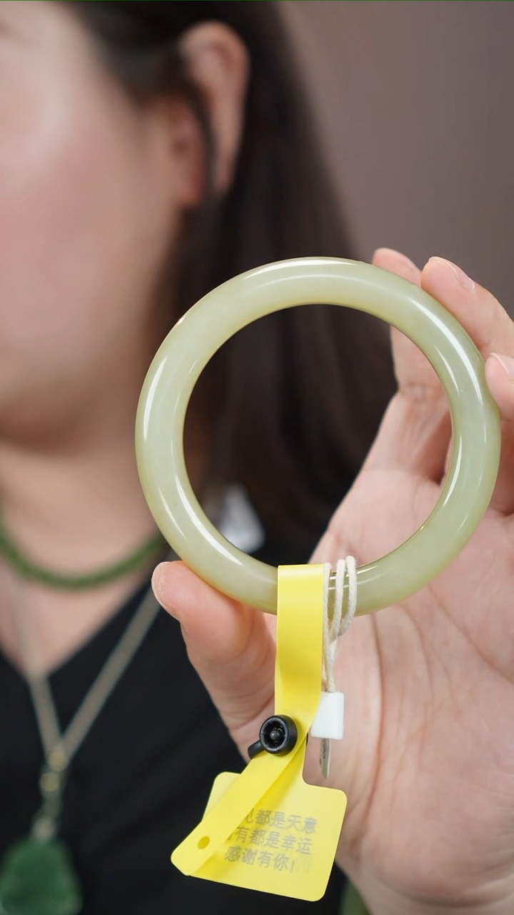 和田玉手镯未镶嵌29【柚子来啦】和田玉拍一发一60