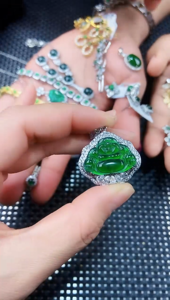 【闪购商品】翡翠吊坠(不含链)未镶嵌111111111