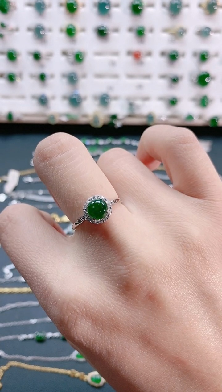 【闪购商品】翡翠戒指银S925镶嵌天然翡翠